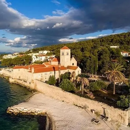 Family Trogir